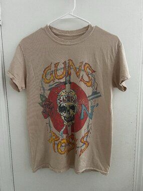 Guns N' Roses Urban Outfitters Distressed Band Tee Size Small